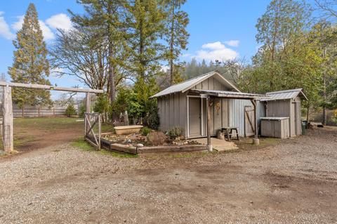 5445 W Side Rd, Cave Junction, OR 97523 photo 26