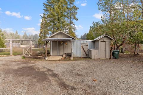 5445 W Side Rd, Cave Junction, OR 97523 photo 27