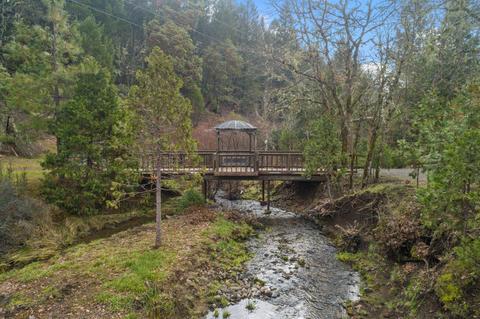 5445 W Side Rd, Cave Junction, OR 97523 photo 34