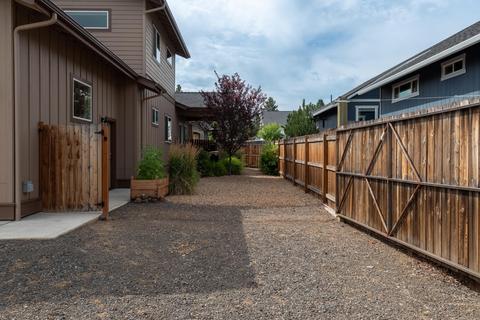 20022 Voltera Pl, Bend, OR 97702 photo 28