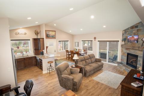 20022 Voltera Pl, Bend, OR 97702 photo 11