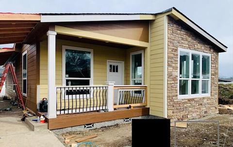 333 Mountain View Dr #81, Talent, OR 97540