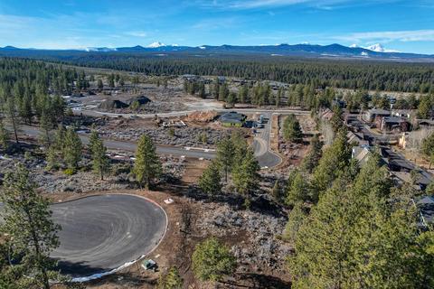 lot100 NW 4 Nw Woodsman Loop, Bend, OR 97703 photo 4
