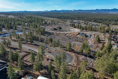 lot100 NW 4 Nw Woodsman Loop, Bend, OR 97703 photo 3
