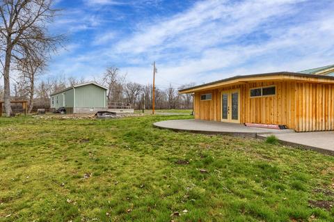901 Riley Rd, Eagle Point, OR 97524 photo 11