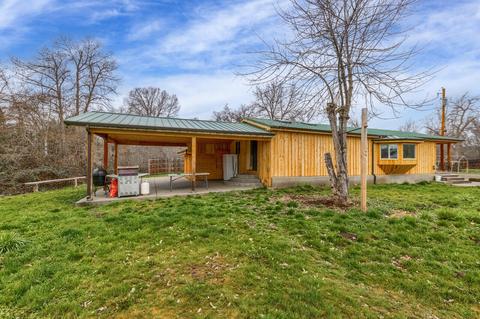 901 Riley Rd, Eagle Point, OR 97524 photo 12