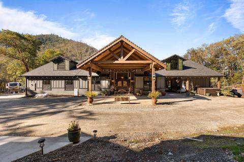 4400 Kane Creek Rd, Central Point, OR 97502