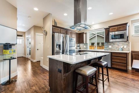 20831 Bobwhite Ct, Bend, OR 97701 photo 7