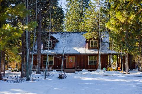 51889 Pine Loop Dr, La Pine, OR 97739 photo 1