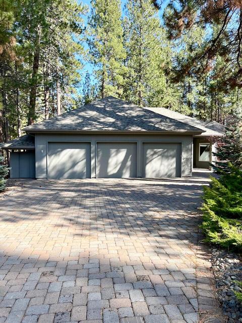 60629 Golf Village Loop, Bend, OR 97702