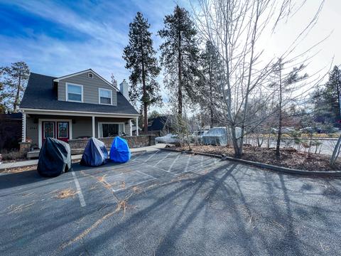 1646 NE 8th St, Bend, OR 97701 photo 1