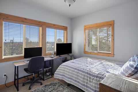 65140 76th St, Bend, OR 97703 photo 23