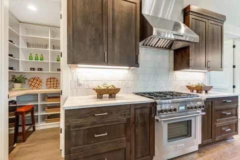 Kitchen - 3178 NW Celilo Ln, Bend, OR 97703 photo 7 of 8