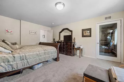 Bedroom - 22344 Pheasant Ln, Chiloquin, OR 97624 photo 3 of 7