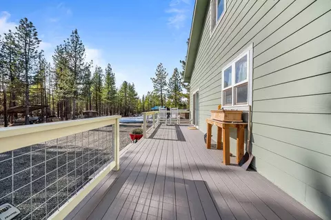 Exterior - 22344 Pheasant Ln, Chiloquin, OR 97624 photo 3 of 4