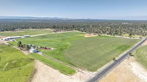 24269 Dodds Rd, Bend, OR 97701 photo 5
