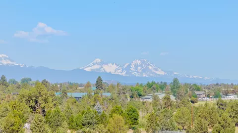 24269 Dodds Rd, Bend, OR 97701 photo 4
