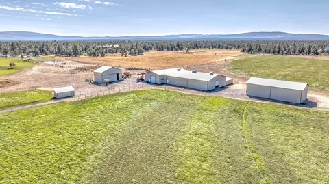 24269 Dodds Rd, Bend, OR 97701 photo 45
