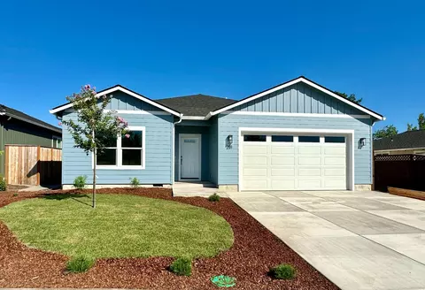 281 Autumn Ridge Rd, Talent, OR 97540