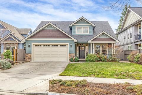 408 Clinton St, Ashland, OR 97520