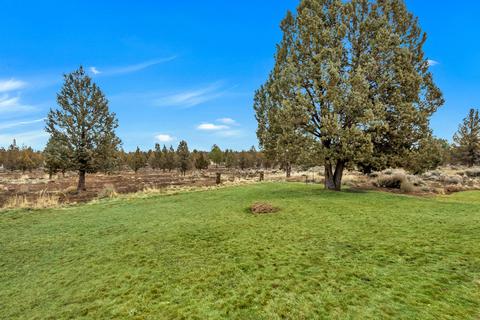 17657 Cascade Estates Dr, Bend, OR 97703 photo 41