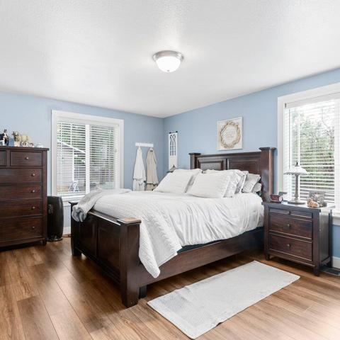 1338 Summit Loop, Grants Pass, OR 97527 photo 6