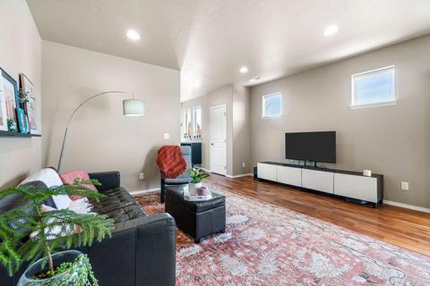 21330 NEagle Crossing Ave, Bend, OR 97701 photo 5