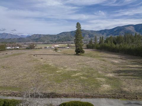 16500 Water Gap Rd, Williams, OR 97544 photo 44