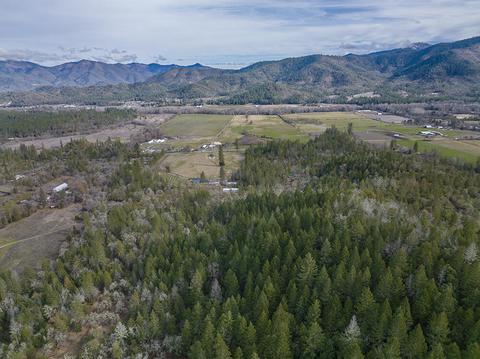 16500 Water Gap Rd, Williams, OR 97544 photo 46