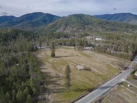 16500 Water Gap Rd, Williams, OR 97544 photo 50