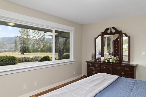 16500 Water Gap Rd, Williams, OR 97544 photo 17