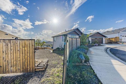 361 Avalon Ter, Eagle Point, OR 97524 photo 24