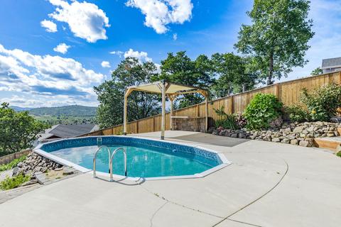 361 Avalon Ter, Eagle Point, OR 97524 photo 17