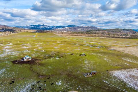 435 Trails End Ln, Eagle Point, OR 97524