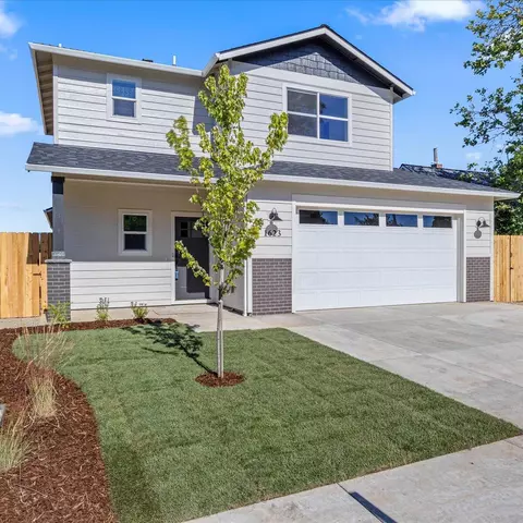 1623 Thomas Rd, Medford, OR 97501