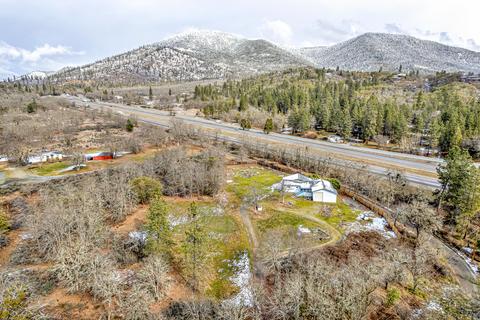 420 San Francisco St, Grants Pass, OR 97526