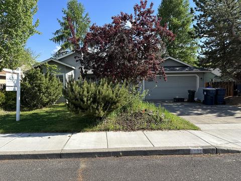 1795 NE Mark Ct, Bend, OR 97701 photo 2