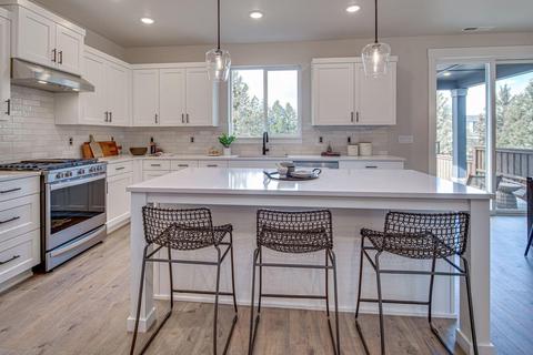 3755 NE Tellus Dr, Bend, OR 97701 photo 6
