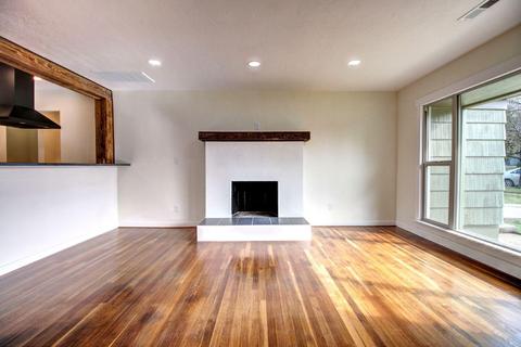 54 S Keene Way Dr, Medford, OR 97504