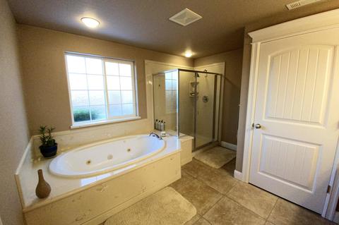 610 Nottingham Ter, Eagle Point, OR 97524 photo 13