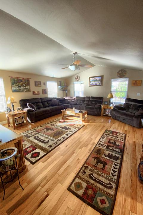 610 Nottingham Ter, Eagle Point, OR 97524 photo 6