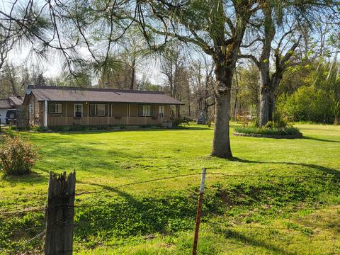 7750 Holland Loop Rd, Cave Junction, OR 97523 photo 1