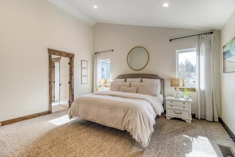 21027 Gift Rd, Bend, OR 97703 photo 17