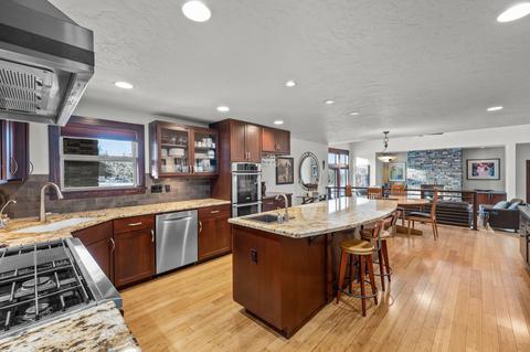 22235 Sweetgrass Dr, Bend, OR 97702 photo 9