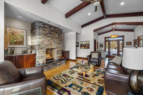 22235 Sweetgrass Dr, Bend, OR 97702 photo 7