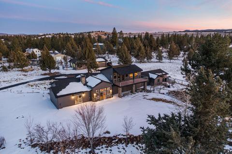 22235 Sweetgrass Dr, Bend, OR 97702