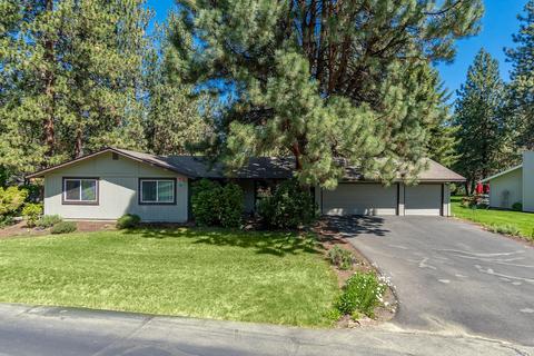 20420 SE Mainline Rd, Bend, OR 97702