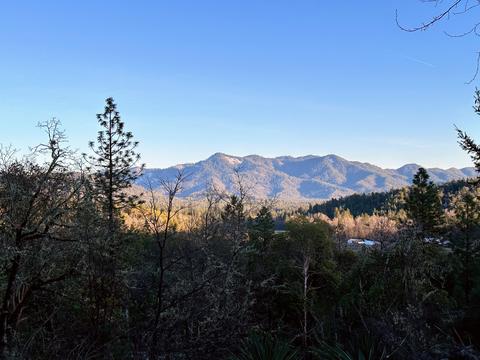 4323 Ditch Creek Rd, Rogue River, OR 97537