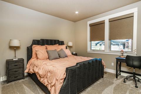 19360 Alianna, Bend, OR 97702 photo 21