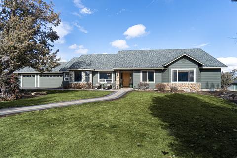 2460 Linnet Ln, Redmond, OR 97756
